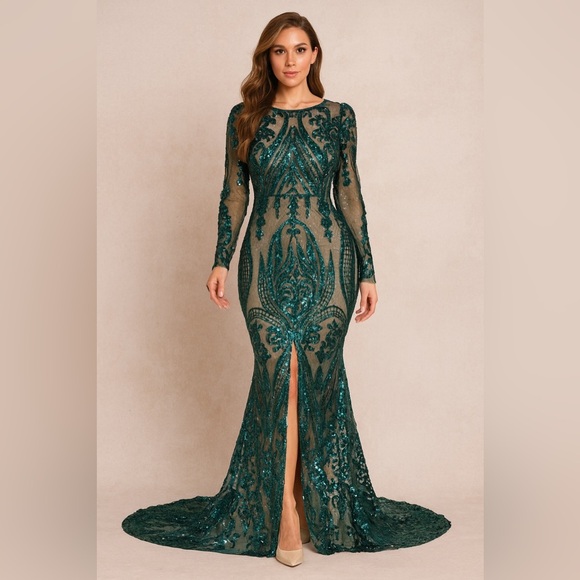 Dresses & Skirts - Elegant Green Sequin Evening Gown